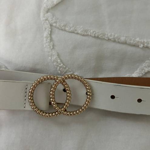 White And Gold Belt