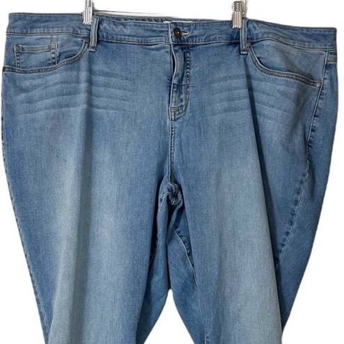 Torrid  Women's Jeans Curvy Skinny 12" High Rise Ankle Light Wash Plus Size 28