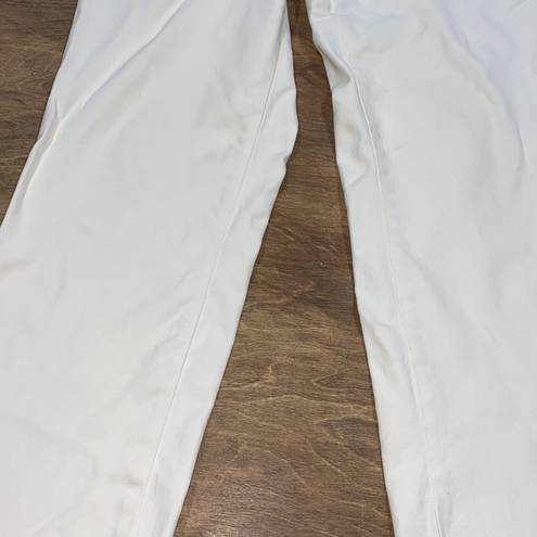 St. John  Sport ivory color jean pants size 8