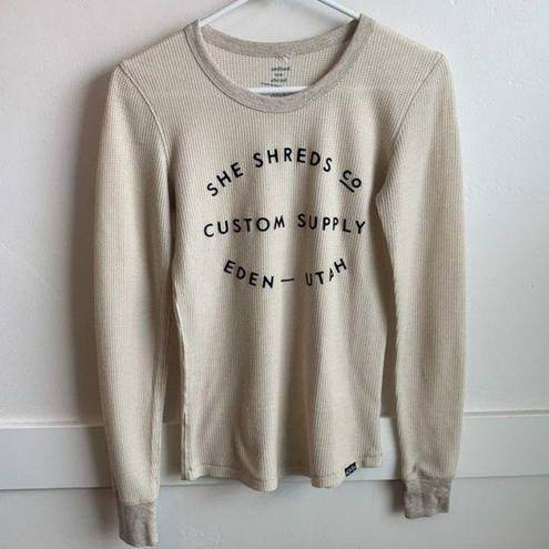 Krass&co She Shreds  Cream Long Sleeve Thermal Shirt