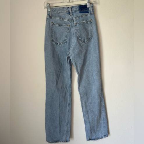 Abercrombie & Fitch  Ultra High Rise 90s Straight Jean Curve Love Size 25