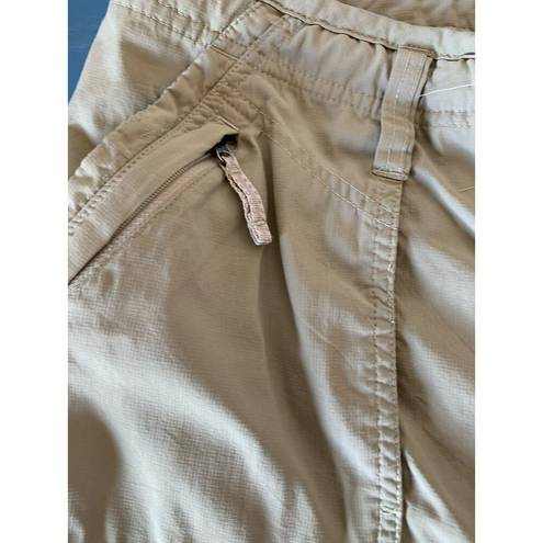 The North Face  hiking pants women's size 16. khaki