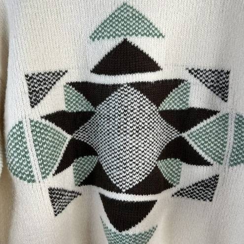 a.n.a  Crewneck Pullover Quilt Tribal Pattern Sweater Long Sleeve Cream Size M