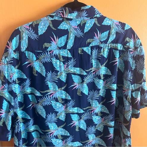 Krass&co Cotton & . button down, blue floral Hawaiian top, oversized,  Large