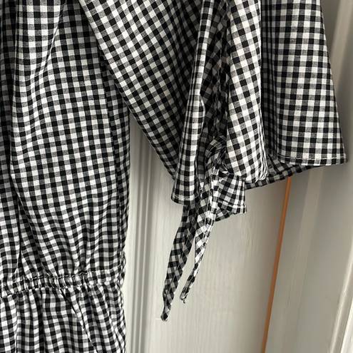 Nordstrom Gingham black and white off the shoulder romper size M