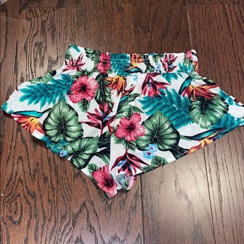 SEEK the Label NEW  Tropical Floral Print Shorts