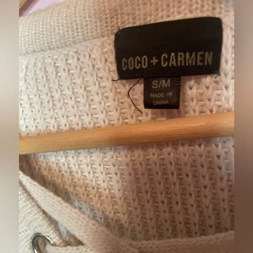 Coco + Carmen Coco‎ + Carmen size small/medium women’s vneck sweater tan/cream color