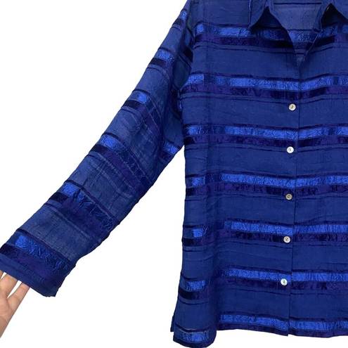 Chico's  Design Womens Royal Blue stripe Side Slit Button Down Shirt Size 1