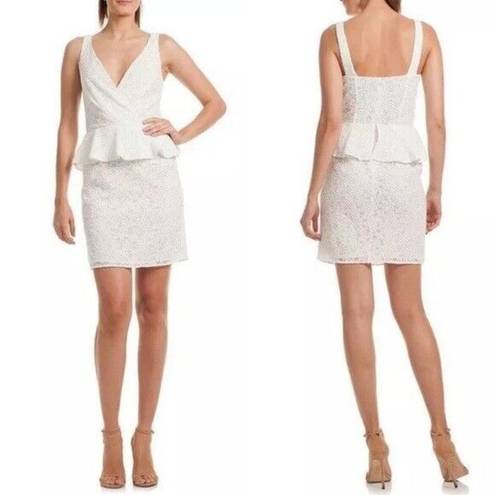 Trina Turk NWT  Ryo White Floral Embroidered Tulle Peplum Sheath Dress 6