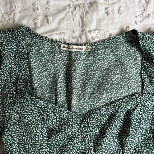 Abercrombie & Fitch XS Green and White Floral Long Sleeve Blouse With Buttons