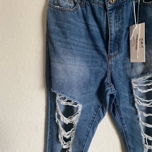 Daisy Skinny Fries  Distressed Mom Jeans Size 15