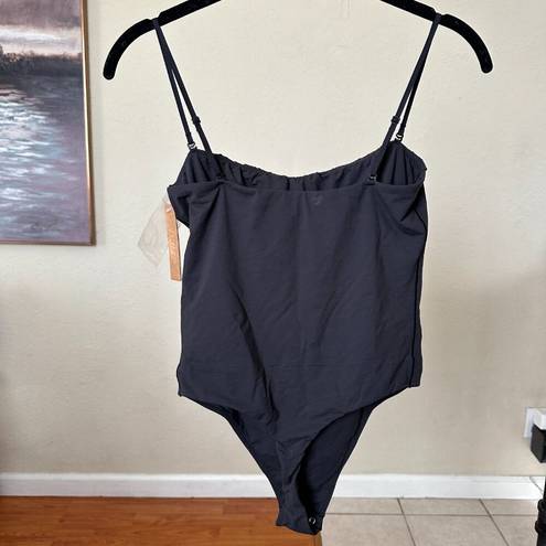 SKIMS  FITS EVERYBODY STRAPLESS BODYSUIT- SIZE LARGE- NWT ONYX BLACK