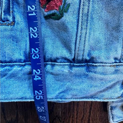 ZARA  Oversized Denim Jacket with embroidered Roses and Studs. Size Small