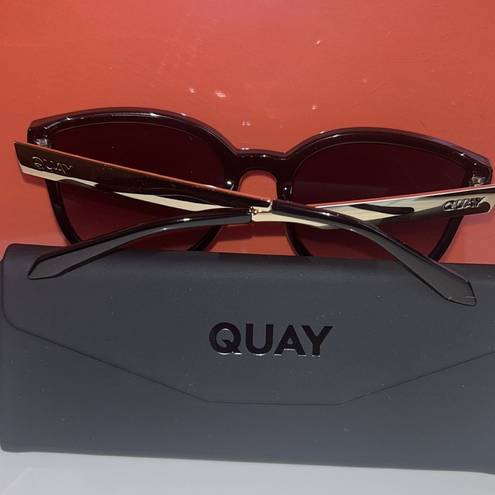 Quay Australia  Date Night Round Sunglasses Black