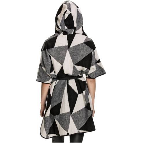 VERO MODA Landscape Black and White Cape  Denim One Size