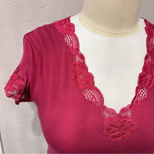 Natori | Pink Mauve Lace Trim V-neck Tee