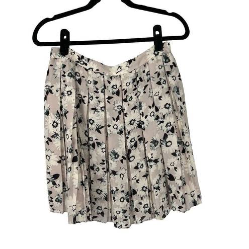 Banana Republic  Daisy Floral Pleated Skirt