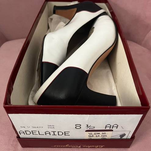 Salvatore Ferragamo WhiteNavy Calf Leather Pumps