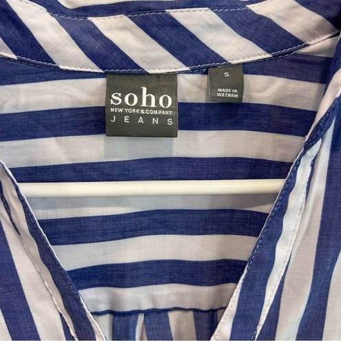 Soho  New York & Company Jeans Button Down Striped Blouse. Size small