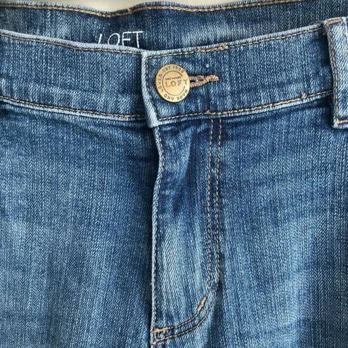 The Loft  Outlet Distressed Blue Girlfriend Jeans Women's Size 8 Petite 8P