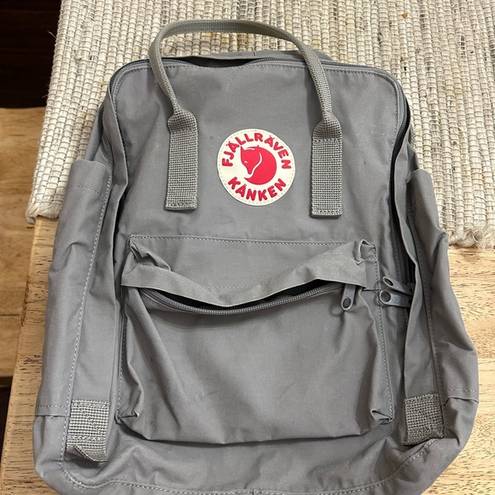 Fjällräven Fjall raven grey book bag