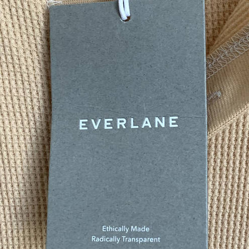 Everlane NWT  The Organic Cotton Waffle Henley Tee in Sesame