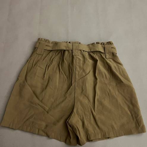 Nine West  Paperbag Waist Shorts with tie: L