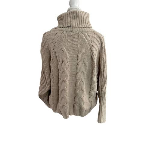 The Moon  & MADISON Beige Cable Knit Turtleneck Size Large