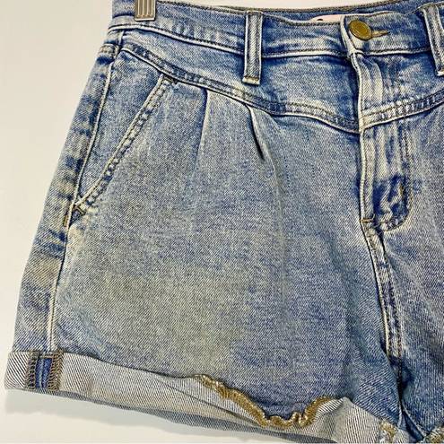 SO  Women’s High Rise Mom Shorts Denim Jean Short Light Blue Wash Size 9