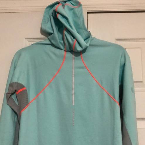 New Balance ‎ 1/4 zip up hooded activewear shirt women’s size small