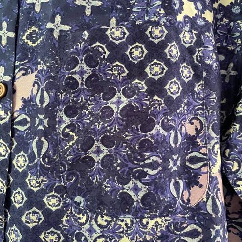 Garnet Hill  Women's Silk Button Front Blouse Top Long Sleeve Size 6 Blue Purple