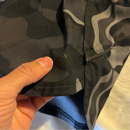 Athleta  Racer Run Short Small Camo black gray shorts running