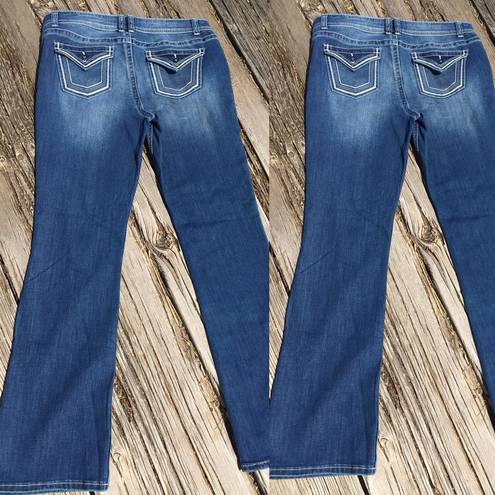 Apt. 9  Med Wash Bootcut Wiskered Great Fit SZ 12