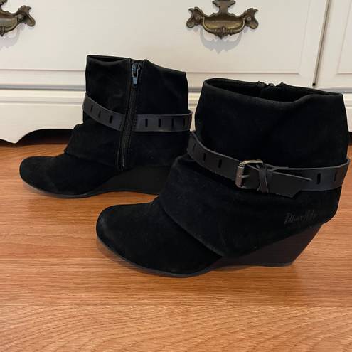 blowfish Size 8 Black Booties