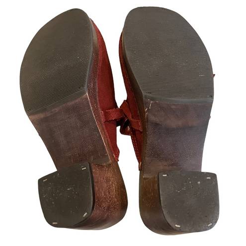 American Eagle  Vintage 90’s/Y2K Suede Wood Platform Mules Clogs Maroon