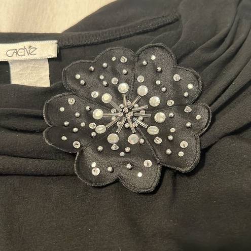 Cache  sz S blk drapey boatneck rouched sides 3/4 slv beaded rhinestone flower