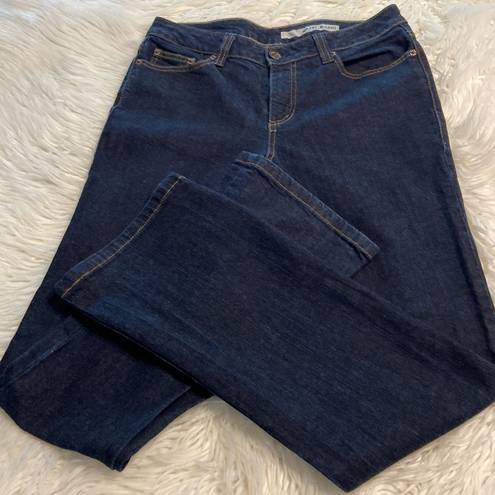 DKNY  Jeans size 10 inseam 32” BNWOT darker wash jeans