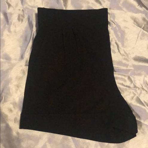 Krass&co NY& Black Dress Shorts