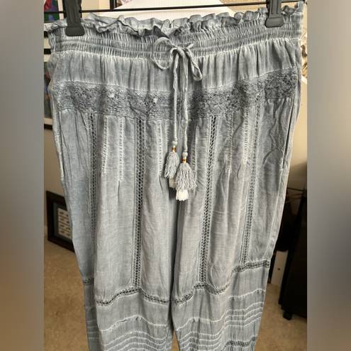 Young Fabulous and Broke . Boho hippie joggers w/elastic waist and tie. Size Small.