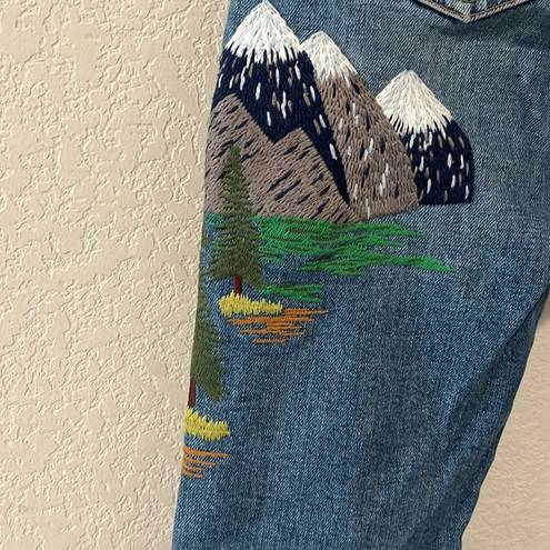 Alice + Olivia  AO LA High Rise Girlfriend Embroidered Mountain Jeans, Size 25