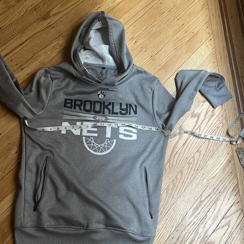 Nba  BROOKLYN NETS gray hooded sweatshirt size medium