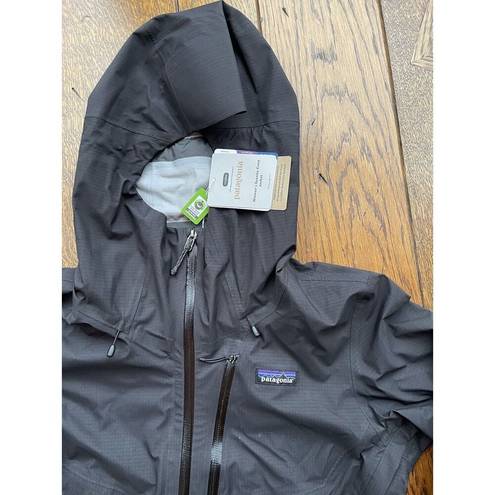 Patagonia  Women's Small Granite Crest Rain Jacket Carmine Black NWT