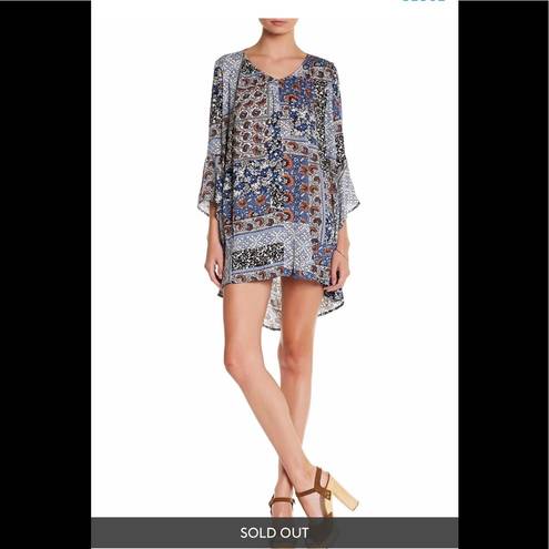 Lush Clothing Lush Juniors Whitney Bell Sleeve Shift Dress Sz XS