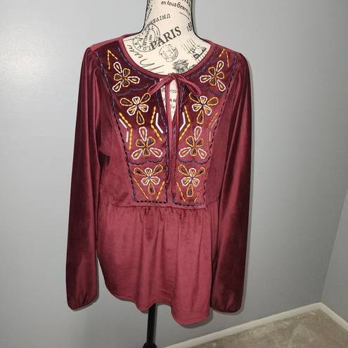 Bobeau  NWT Burgundy Velvet Embroidered Peasant Boho Top Size Large