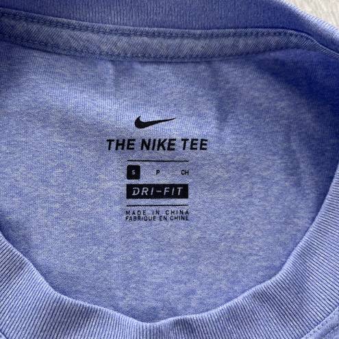 Nike T-shirt