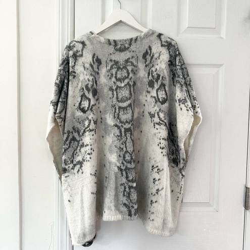 Chico's  Grey White Snake Print Cozy Embellished V Neck Poncho Sweater S/M