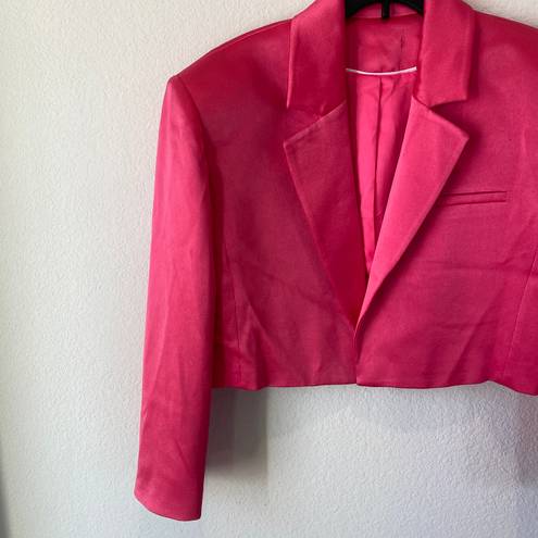 Alice + Olivia Shan Cropped Satin Blazer in Candy