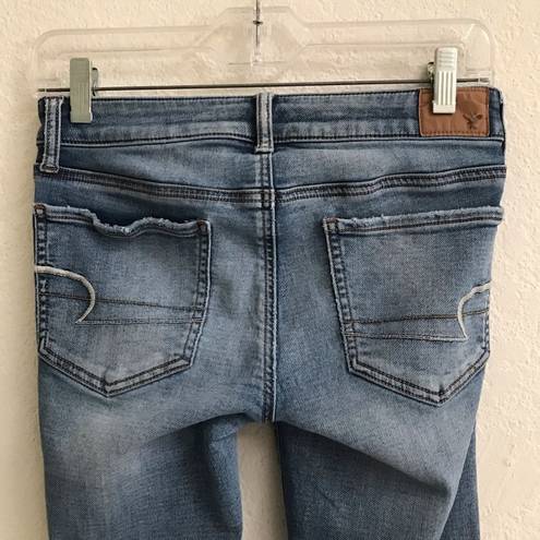 American Eagle  Outfitters low rise jegging light wash denim jeans 2L