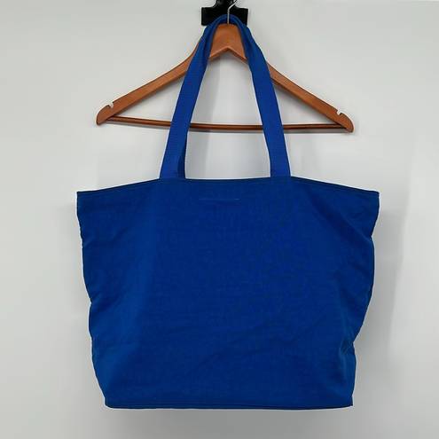  Walt Disney World Zippered Large Tote Based on Winnie the Pooh Characters