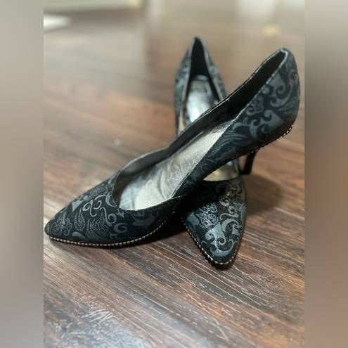 Ginger G Ginger Goff heels black and silver vintage